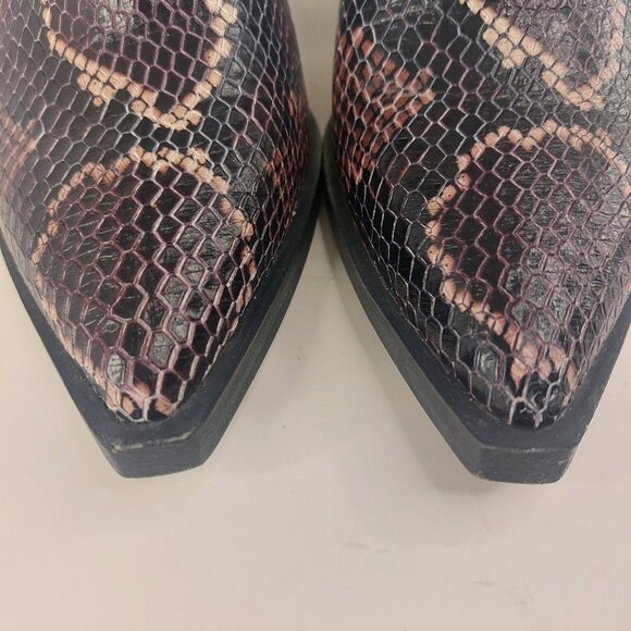 Vince Camuto Gigietta Style Snakeskin Leather Ankle Booties Size 6M - Picture 8 of 9
